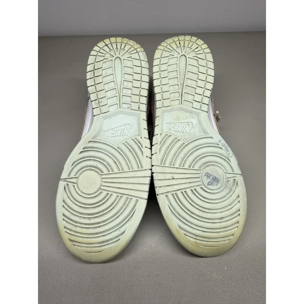 Nike Dunk Low 'Barely Green' Sneakers Shoes DD1503-104 Women's Size 9